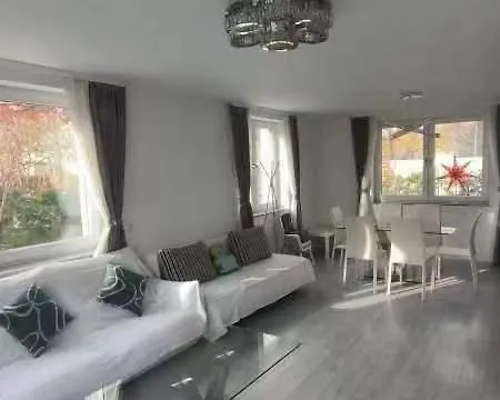 Holiday home Traumhafte Mit Drei Schlafzimmer *