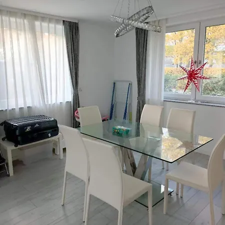 Traumhafte Mit Drei Schlafzimmer *