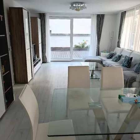 펜션 Traumhafte Mit Drei Schlafzimmer