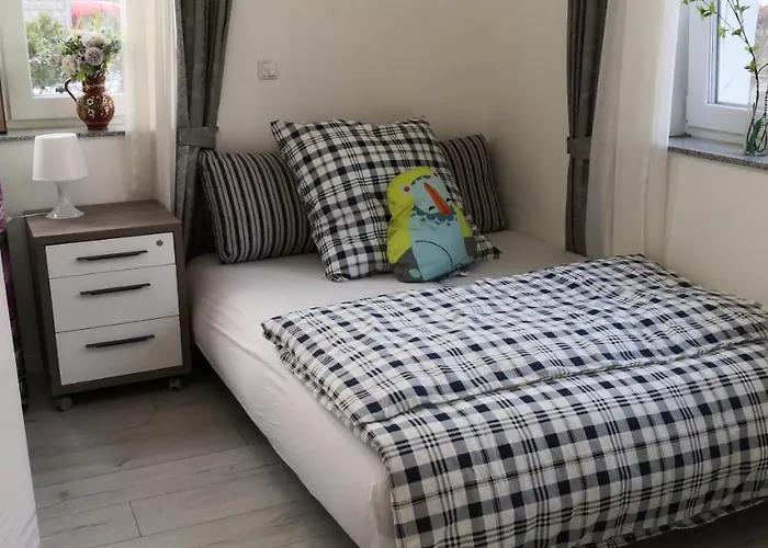 Dom wakacyjny Traumhafte Mit Drei Schlafzimmer Wiesbaden